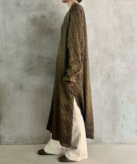 Pattern Design Mao Collar Slit Long Shirt GOBL