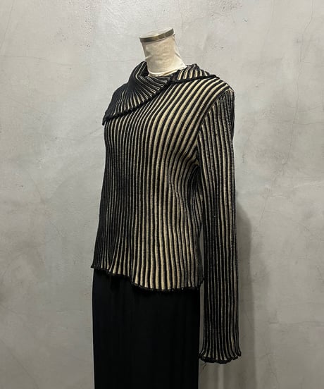 Turn Over Collar Rib Knit BKBE