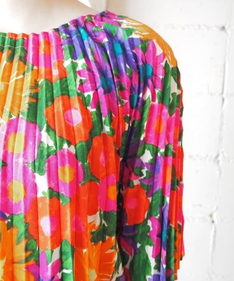 1960-70's Floral Pattern Pleated Tops ORPUR