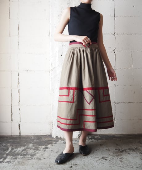 Line Design Flared Skirt BEREPUR
