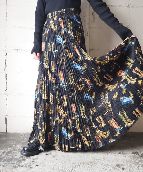 Boots Pattern Tiered Skirt BK