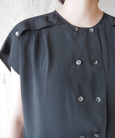 Double Breasted Collarless Blouse BK