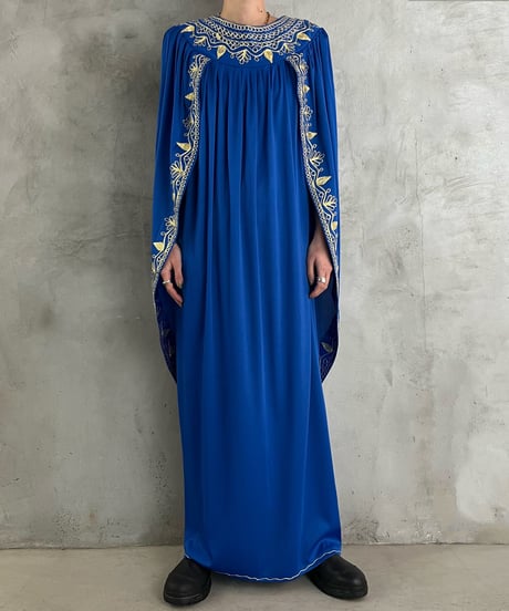 Embroidery Cape Dress BL