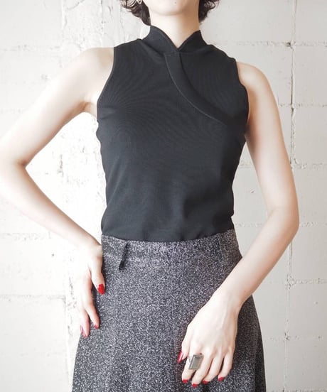 No Sleeve Stand Neck Tops BK