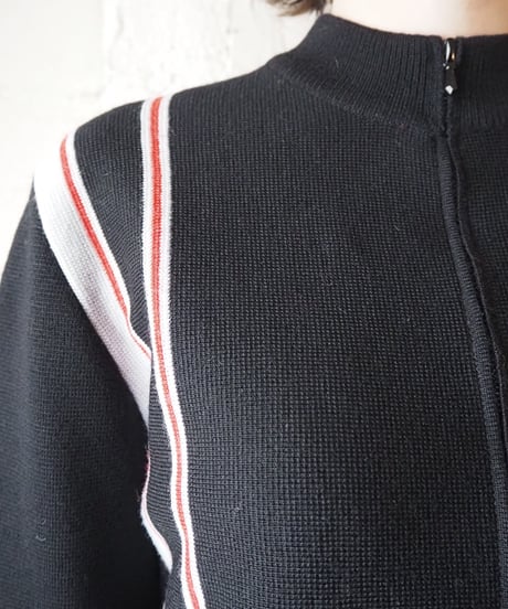 Stripe Zipup Knit BKRE