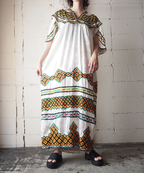 1960's Vintage Embroidery Dress WHRE