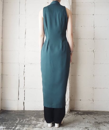 Peekaboo Many Button Dress GN