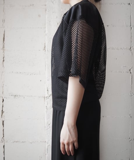 V Neck Mesh Tee BK