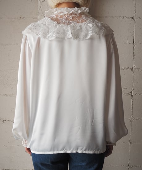 tru 1970-80's Euro Lace Yoke Satin blouse WH