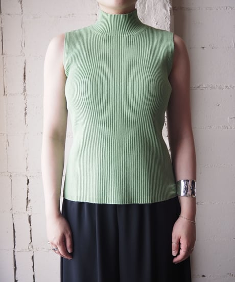 Mockneck Rib Knit GN