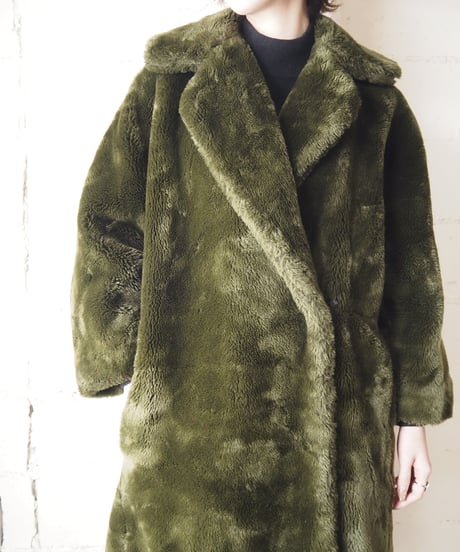 Volume Boa Coat KA