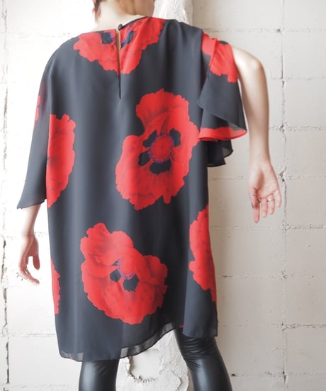 Flower Pattern Slit Sleeve Blouse BKRE