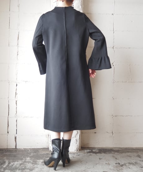 1970's Flare Sleeve Mockneck Dress BK