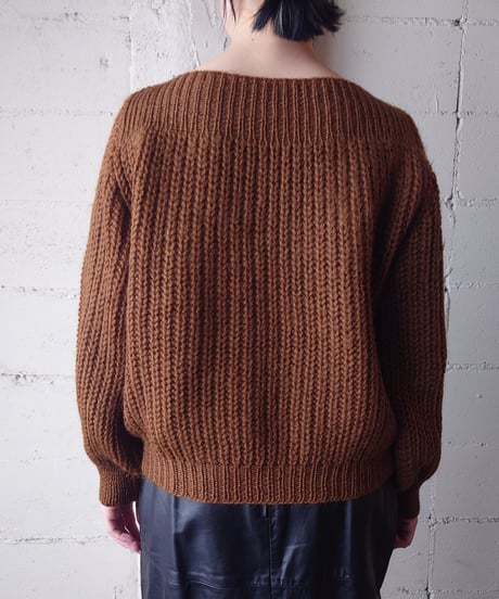 Boat Neck Low Gage Short Knit BR