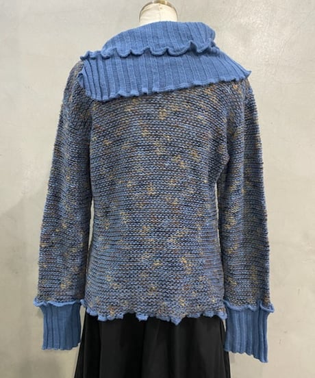 Asymmetrical Collar Knit BL