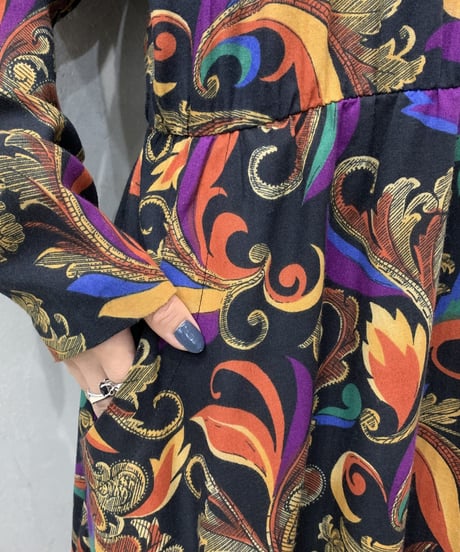 Collarless Pattern Dress BKOR