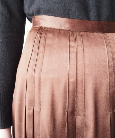 Satin Pleated Long Skirt BR