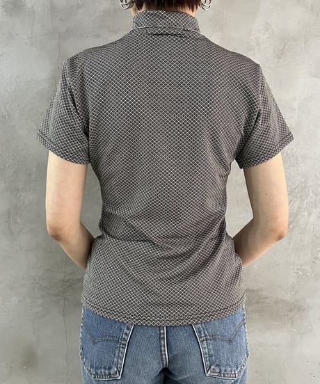 Small Pattern Mock Neck Cutsewn BK