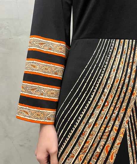 Flared Sleeve Pattern Dress BKOR