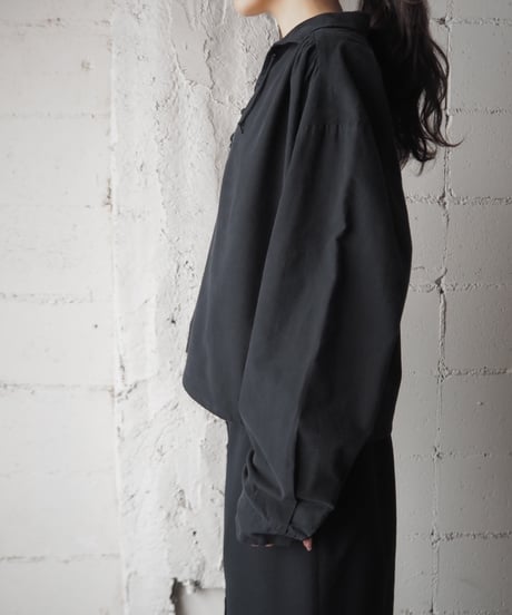 REMAKE Cropped Pirates Shirt BK