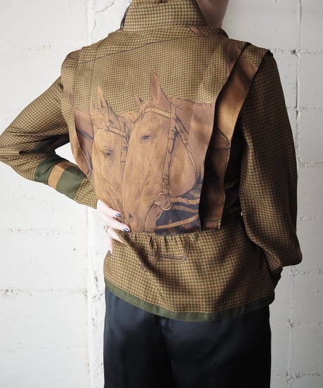 Back Horseprint Asymmetric Shirt BR