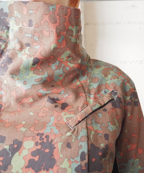 Reebok Camouflage High Neck Jacket BRKA