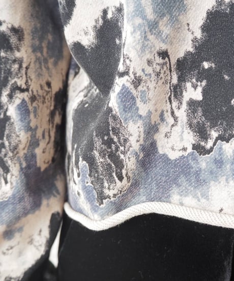 Tie Dye Cutoff Hem Sweat BKGR