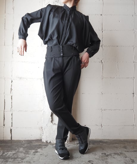 Tuck Design Blouse BK