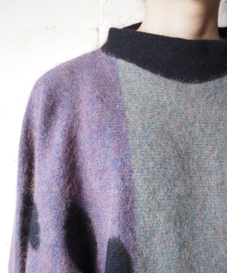 Assinmetric Design Dolman Sleeve Knit GRPURBK