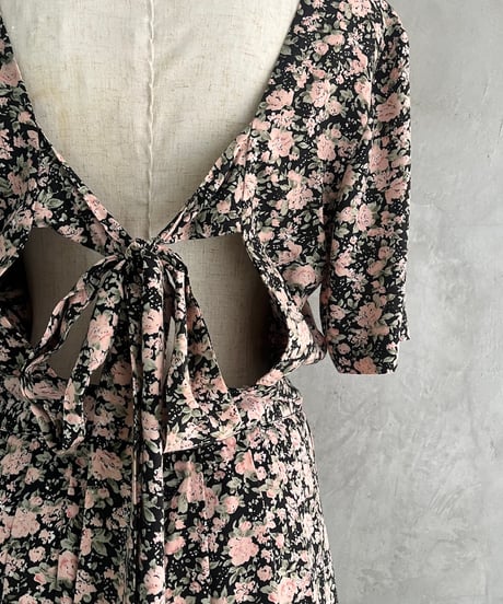Back Ribbon Flower Pattern Dress BKPI