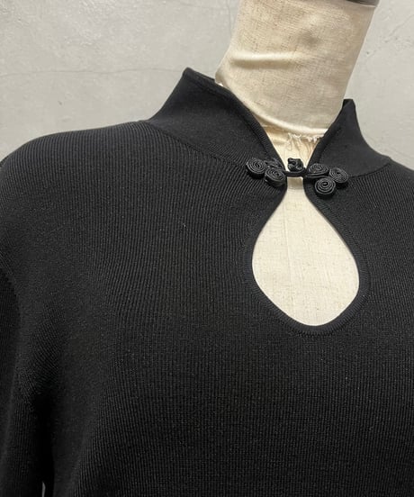 Teardrop Open China Knit BK