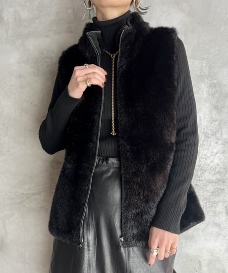 Fake Fur Zip Vest BK