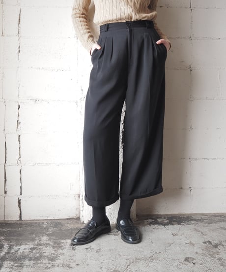 Wide Leg Three Tuck Slacks BK