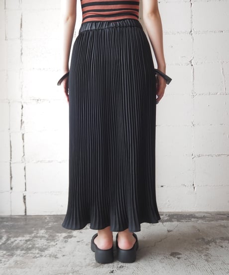 Accordion Pleats Easy Skirt BK