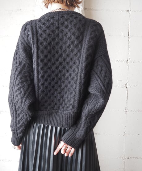Cropped Piece Dyeing Fisherman Knit BK