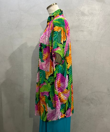 s/s Flower Sheer Shirt BK GN PI
