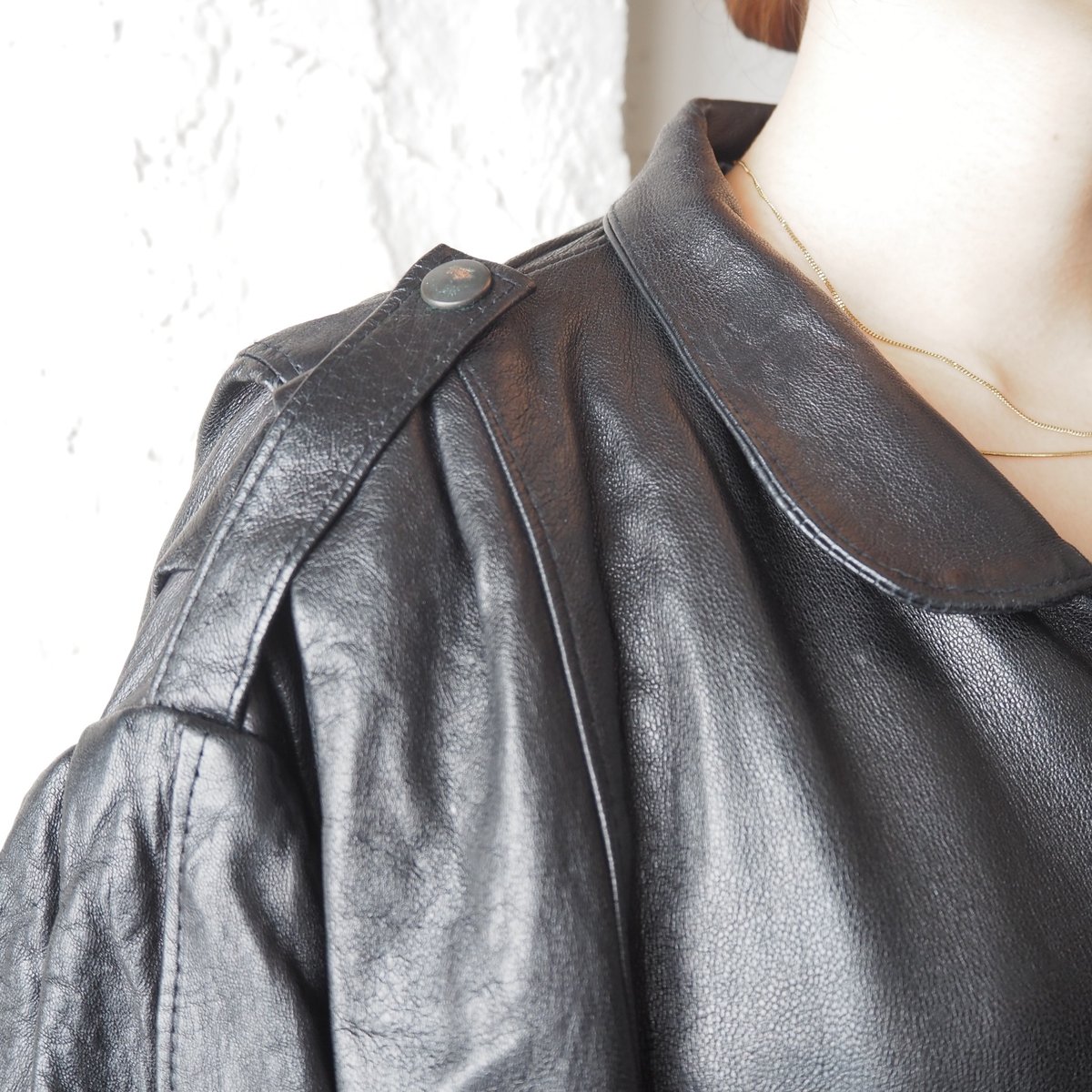 CERRUTI 1881 Tuck Design Asymmetry Leather Jack