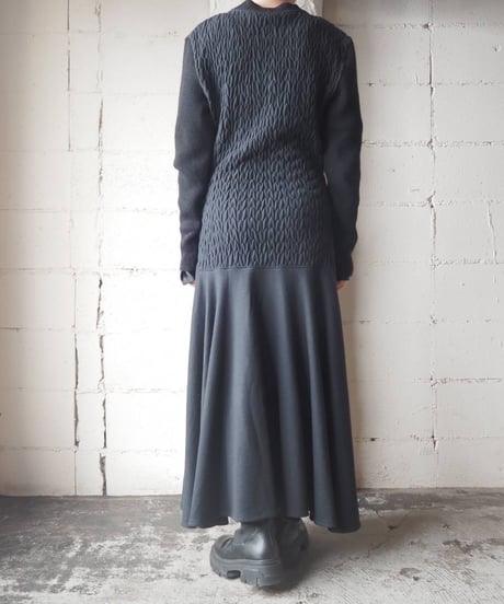 Stand Frill Collar Emboss Design × Knit Dress BK