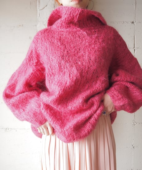 Big Silhouette Collar Mohair Knit PI
