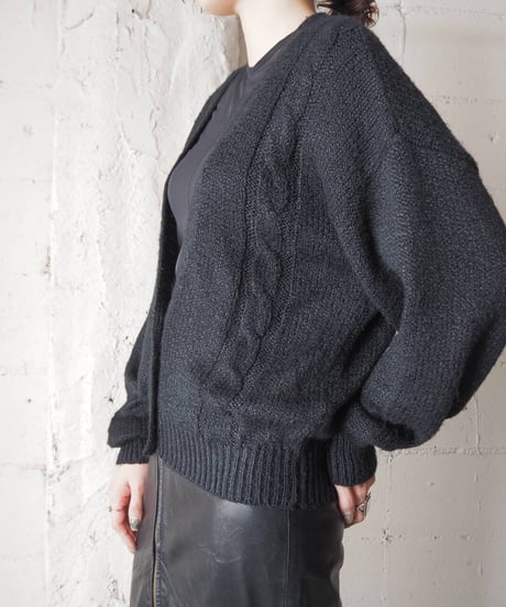 Vneck Knit Cardigan BK