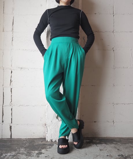 Tuck Trenka Pants GN