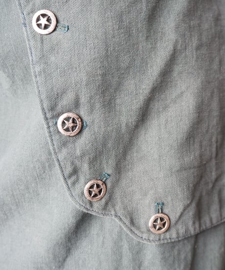 Bosom Design Shirt GN