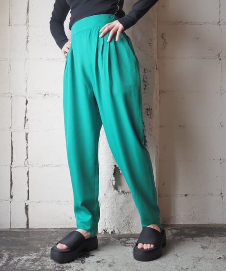 Tuck Trenka Pants GN