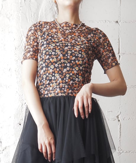 S/S Flower Pattern Sheer Tops BKOR