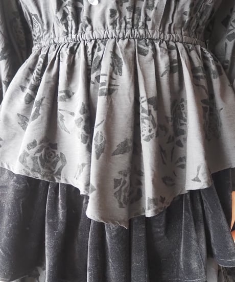 Rose Pattern Velour Tiered Dress BK