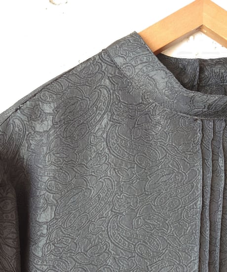 Embossed Paisley Stand Collar Blouse BK