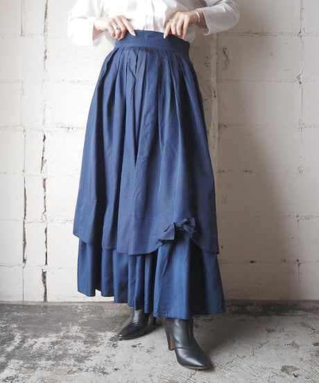 Layered Design Tuck Skirt NV