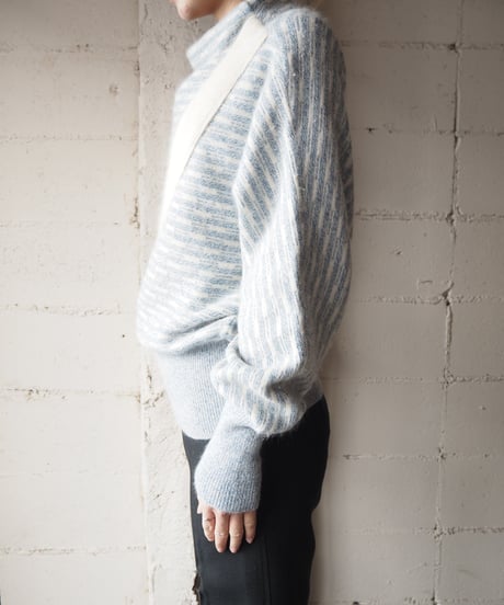 Stripe Design Knit BLWH