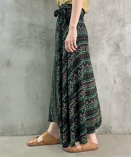 Ethnic Pattern Rapped skirt REGN