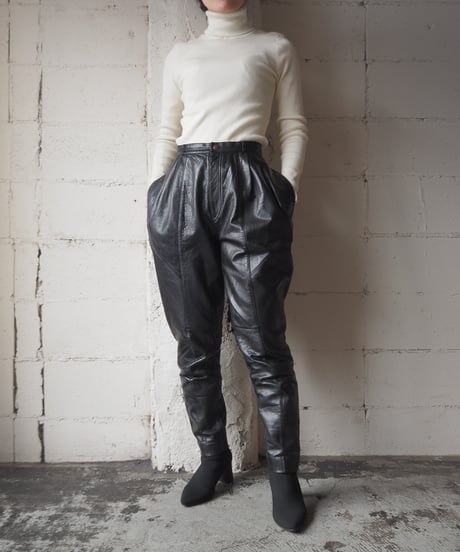 Leather Tuck Pants BK